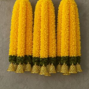 Artificial cloth flowers